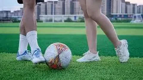 意杯半决赛将采用音频形式向观众解释VAR判罚